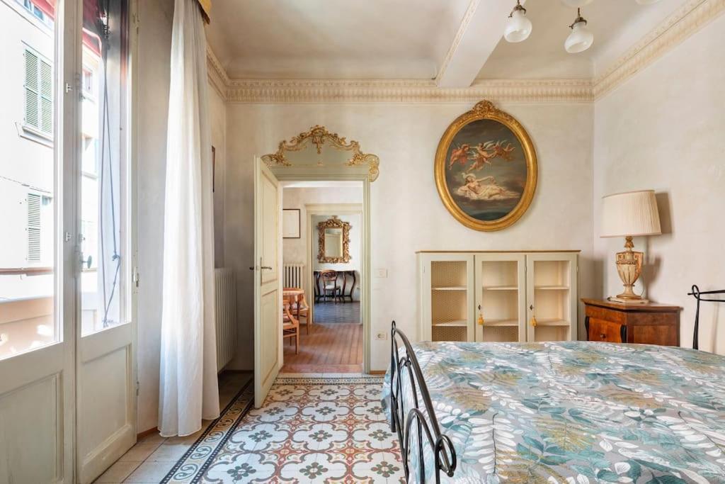 Central Elegant Apartment - Liberty House Bolonya Dış mekan fotoğraf