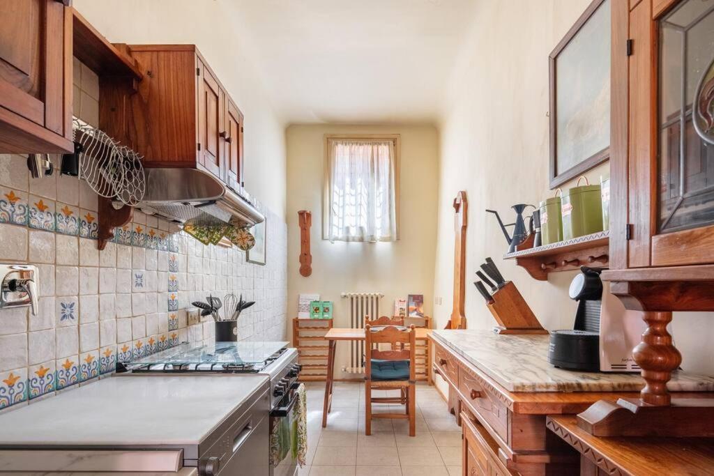 Central Elegant Apartment - Liberty House Bolonya Dış mekan fotoğraf